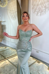 Charming Green Mermaid Strapless Sleeveless Beaded Ruffles Long Satin Evening Dresses With Pearls